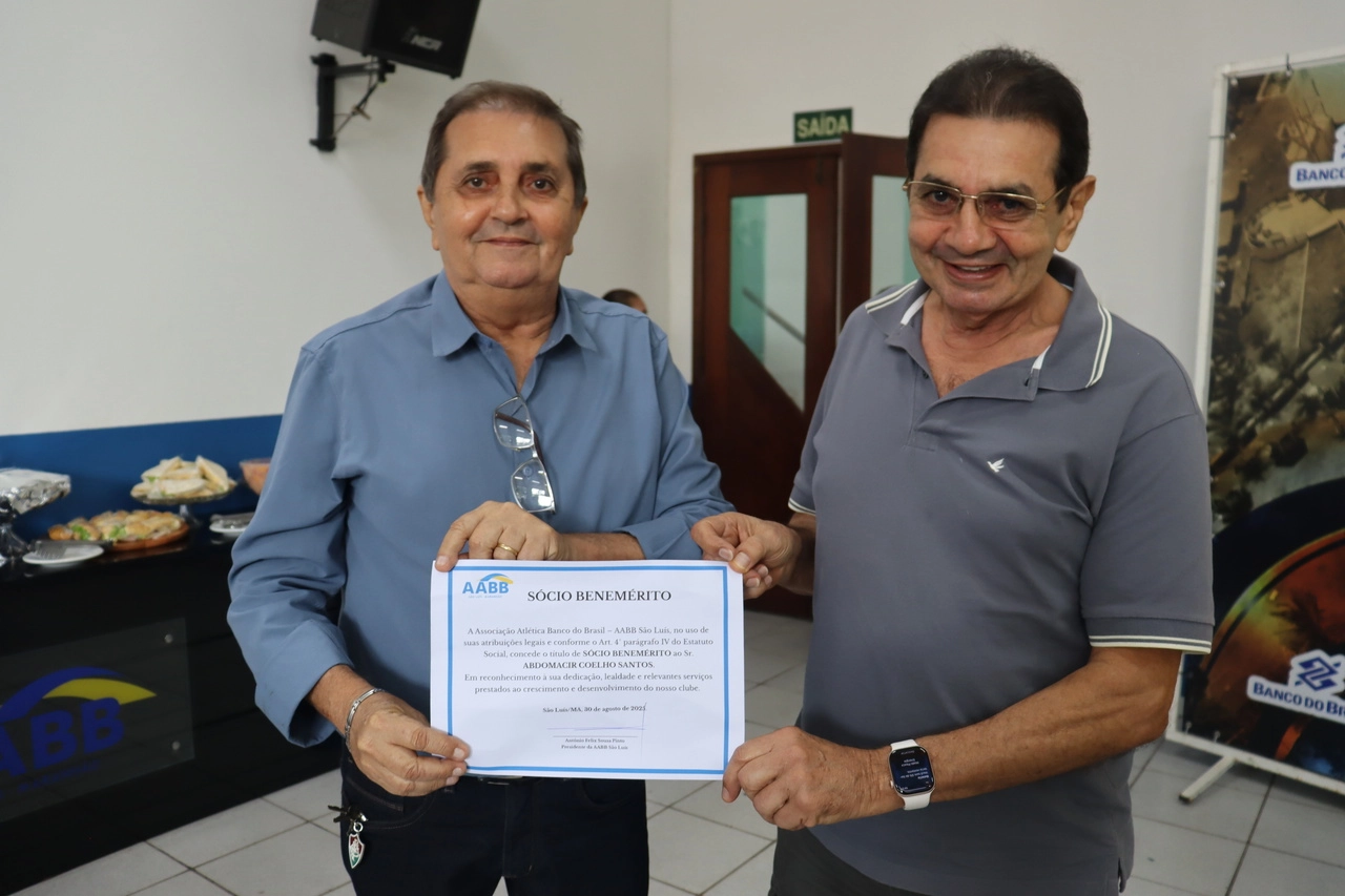 AABB São Luís homenageia associados com o título de Sócio Benemérito