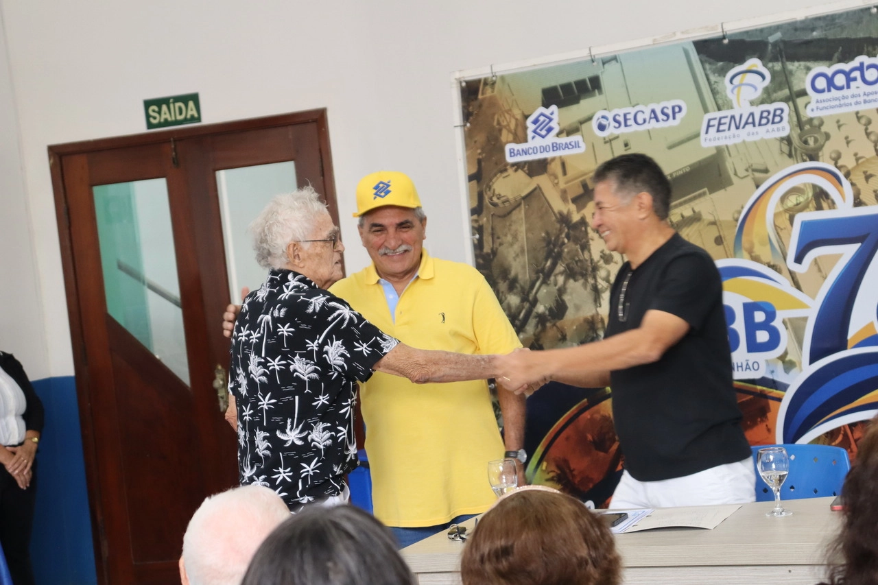 AABB São Luís homenageia associados com o título de Sócio Benemérito