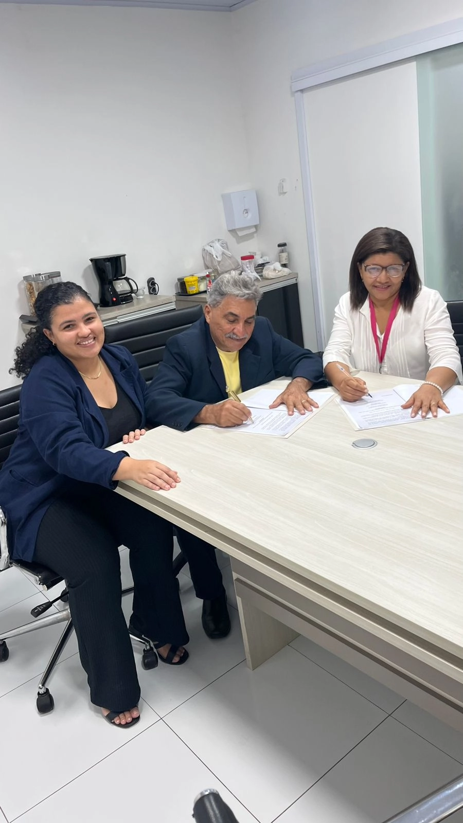 AABB São Luís e TV Mirante celebram convênio de parceria