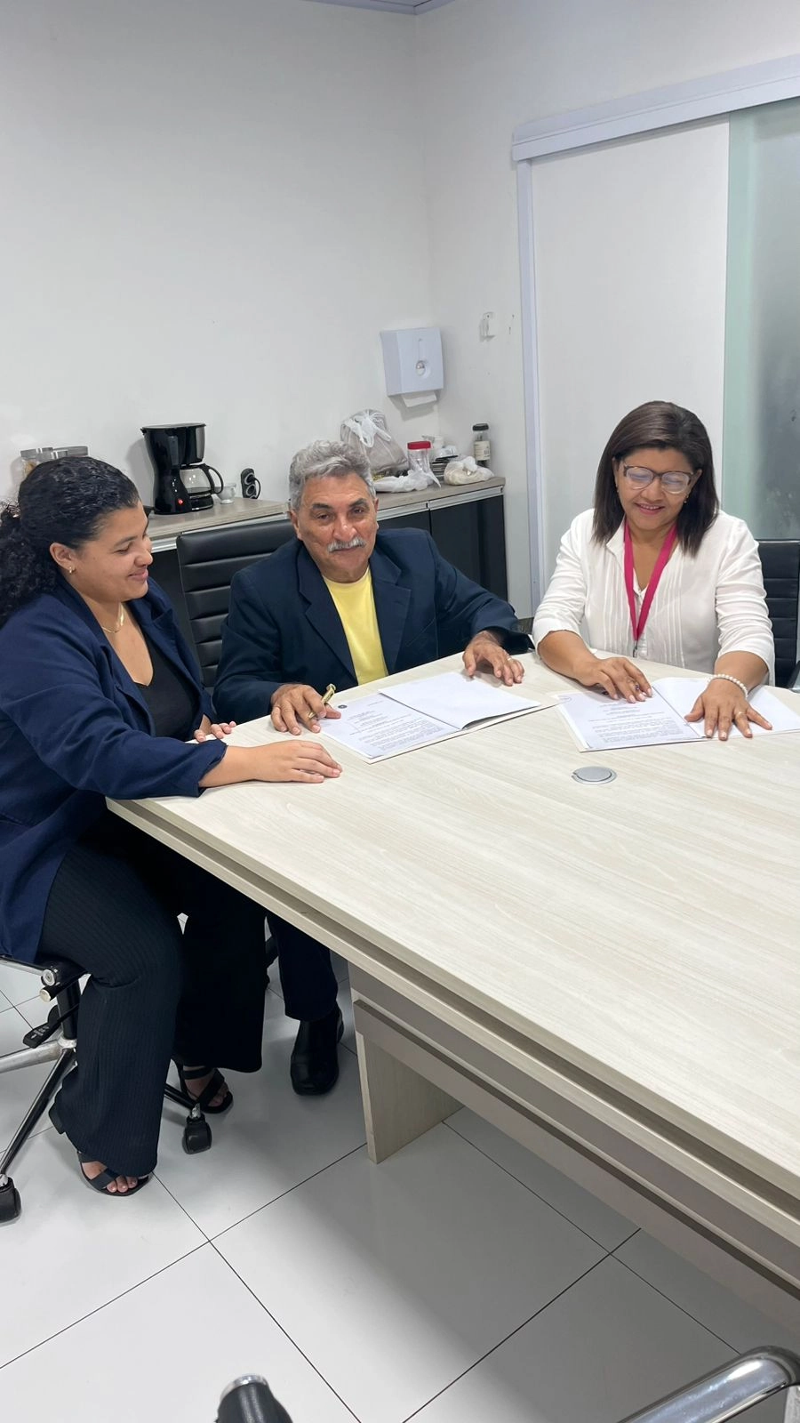 AABB São Luís e TV Mirante celebram convênio de parceria