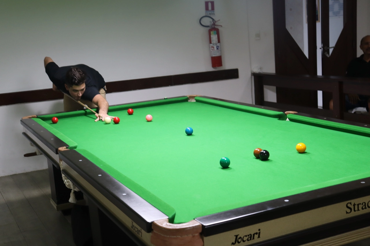 Jânio Gonçalves é campeão da 17ª Copa Josilda Bogéa de Snooker Six Red 2025