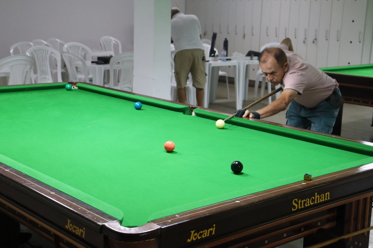 Jânio Gonçalves é campeão da 17ª Copa Josilda Bogéa de Snooker Six Red 2025