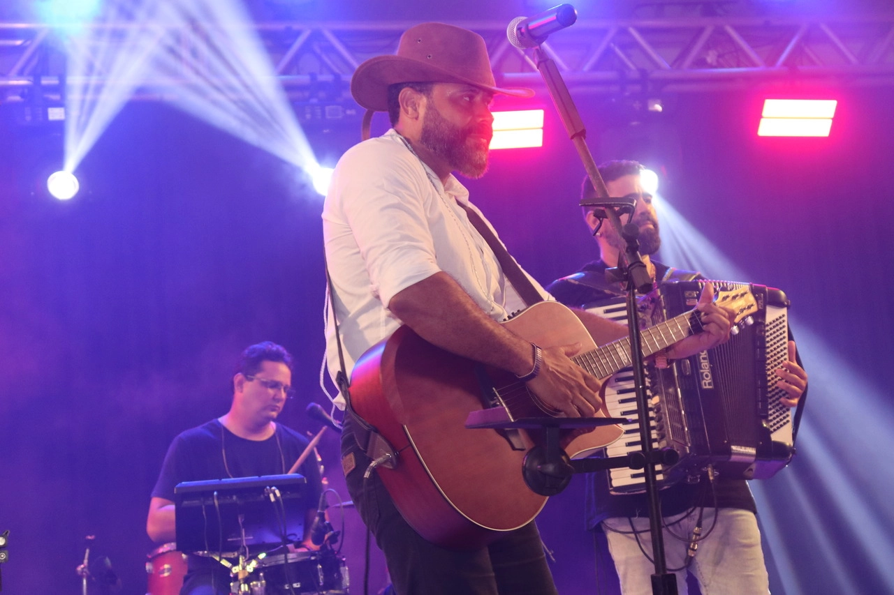 🎶 Noite Sertaneja na AABB São Luís! 🤠✨