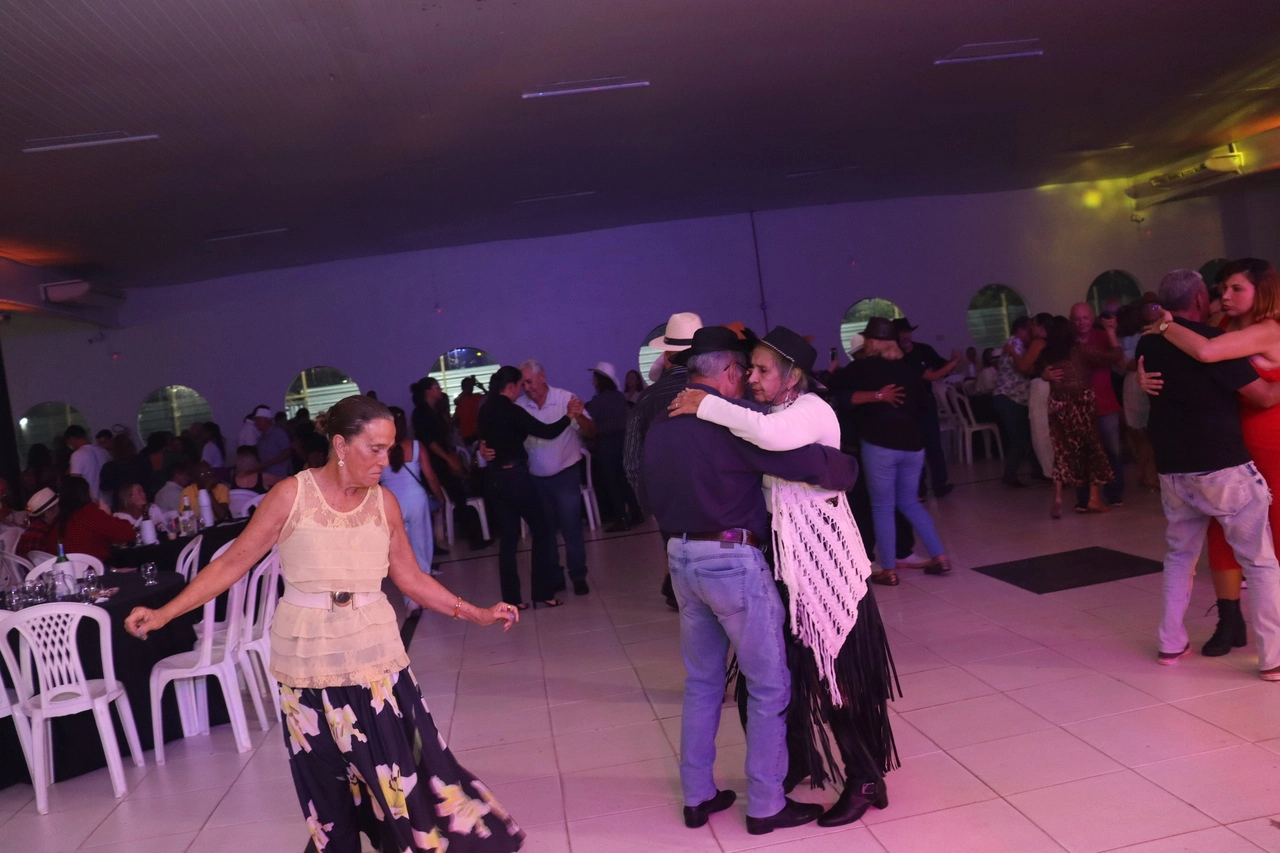 🎶 Noite Sertaneja na AABB São Luís! 🤠✨