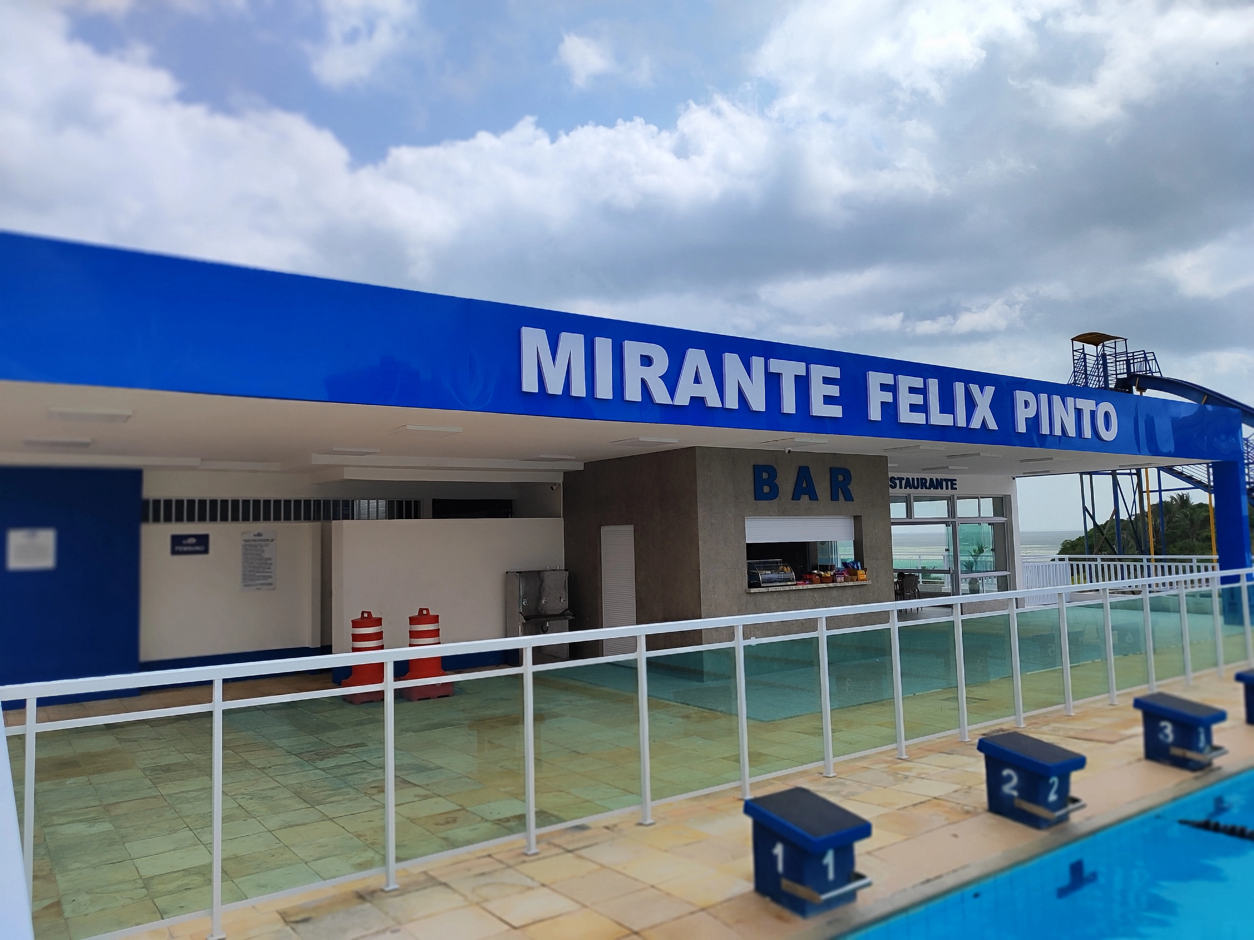 Espaço Mirante Félix Pinto