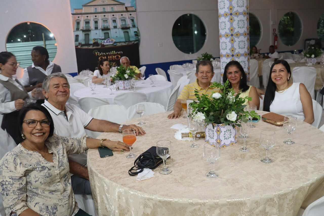 ✨ Réveillon Ouro AABB 2026: Encantos que ficam na memória ✨