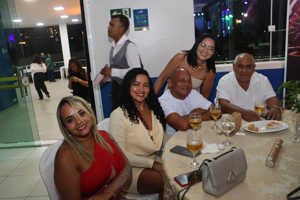 ✨ Réveillon Ouro AABB 2026: Encantos que ficam na memória ✨